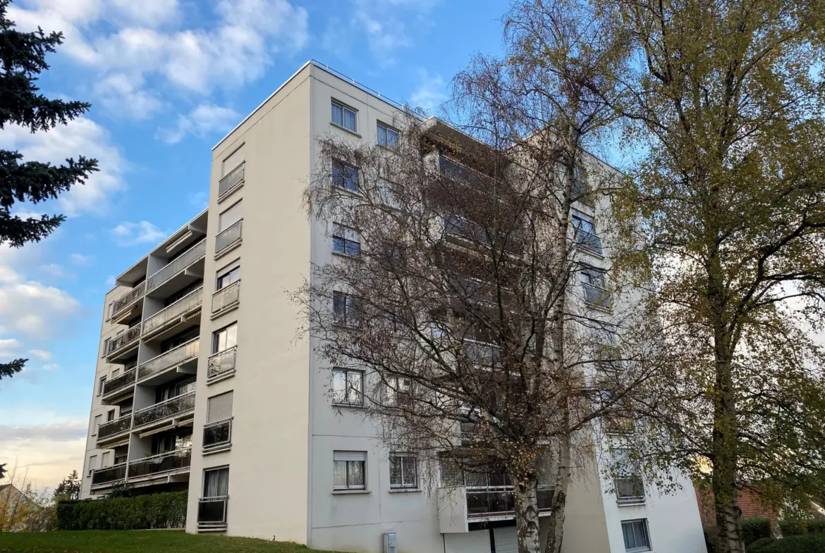 Appartement T3 de 69 m² à Viry-Châtillon - Centre Ville 