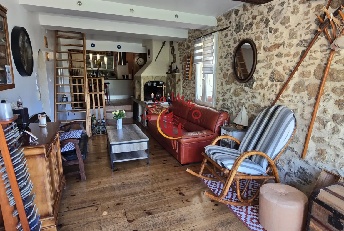 Maison de Village à Tautavel avec terrasses et vue panoramique à vendre 