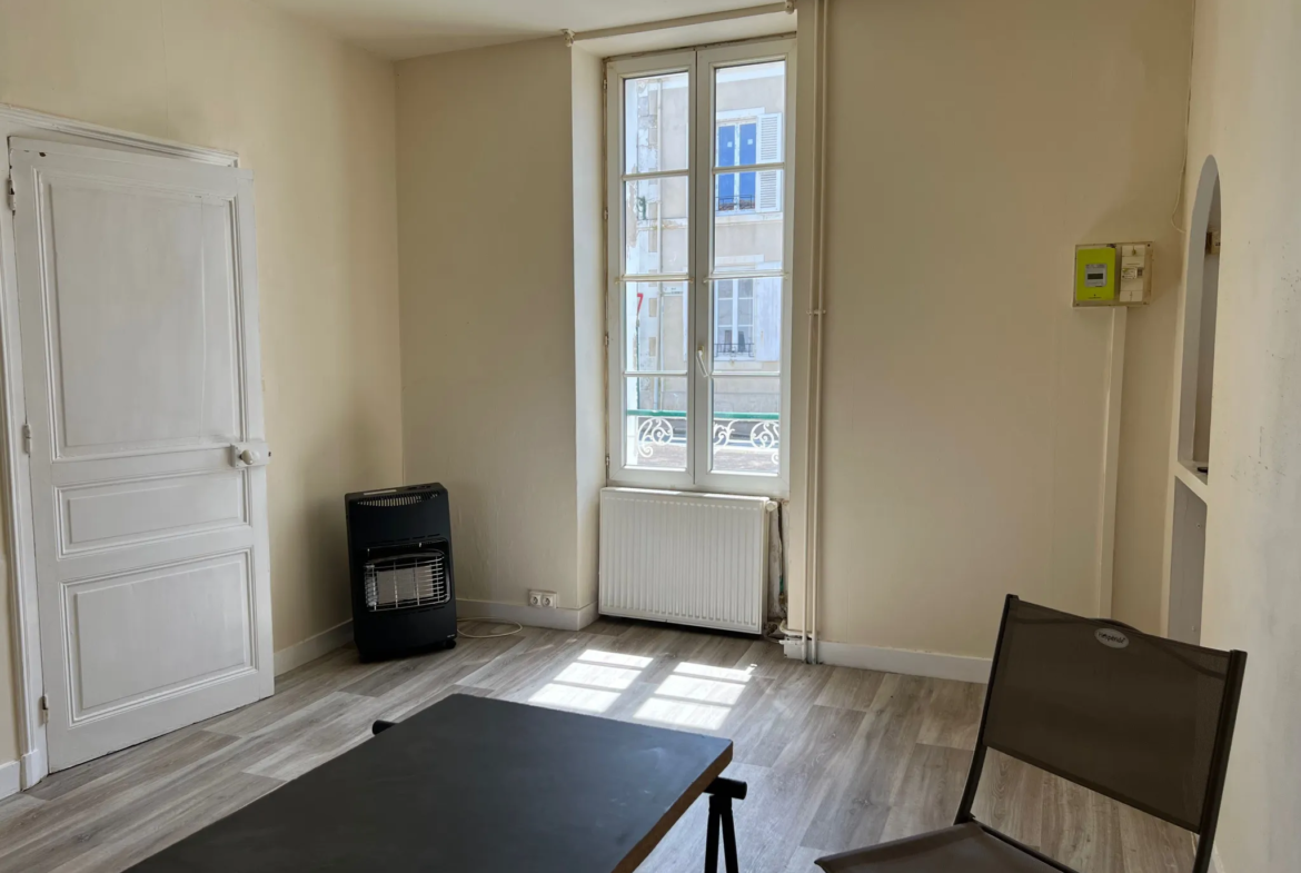 Maison à rénover de 124m² à Sainte-Hermine avec jardin 