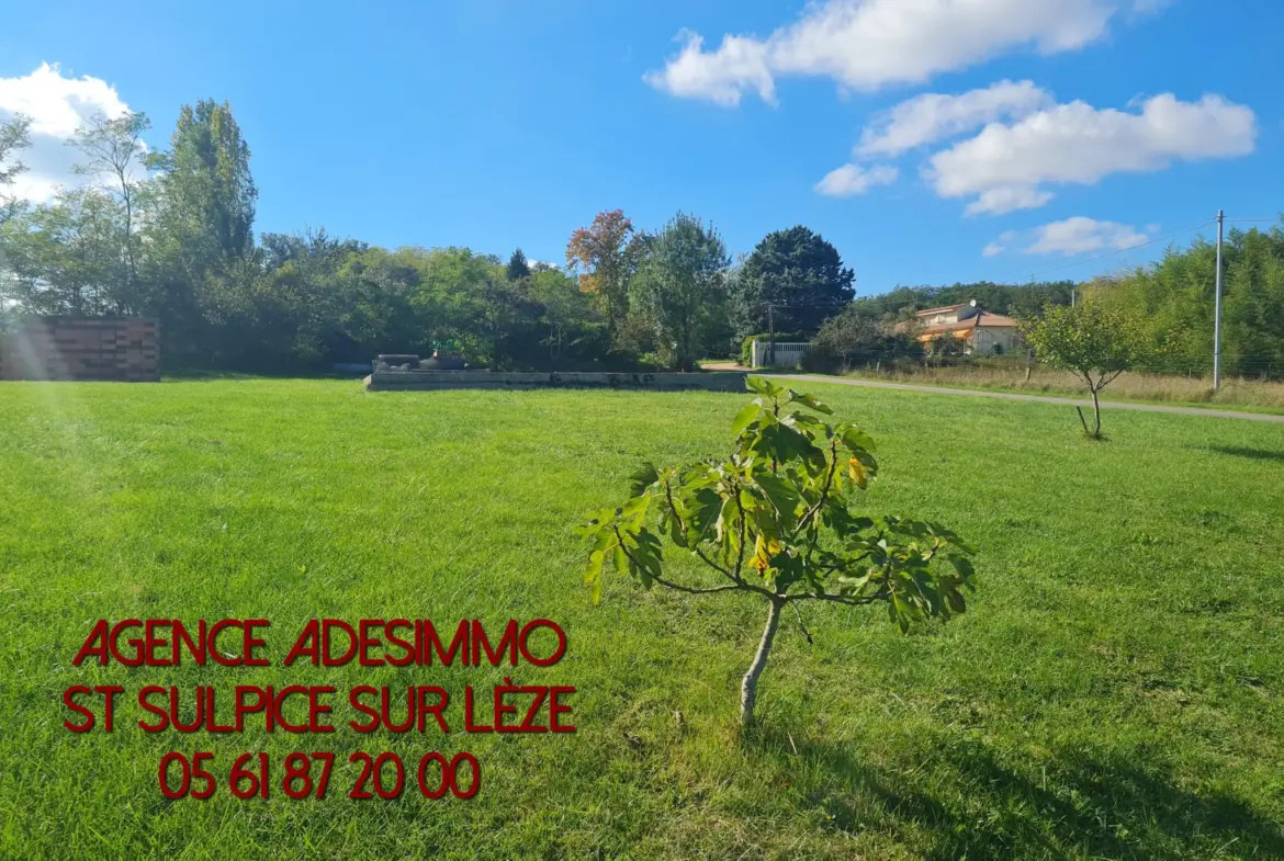 Terrain de 799 m² à vendre à Saint-Sulpice-Sur-Lèze 