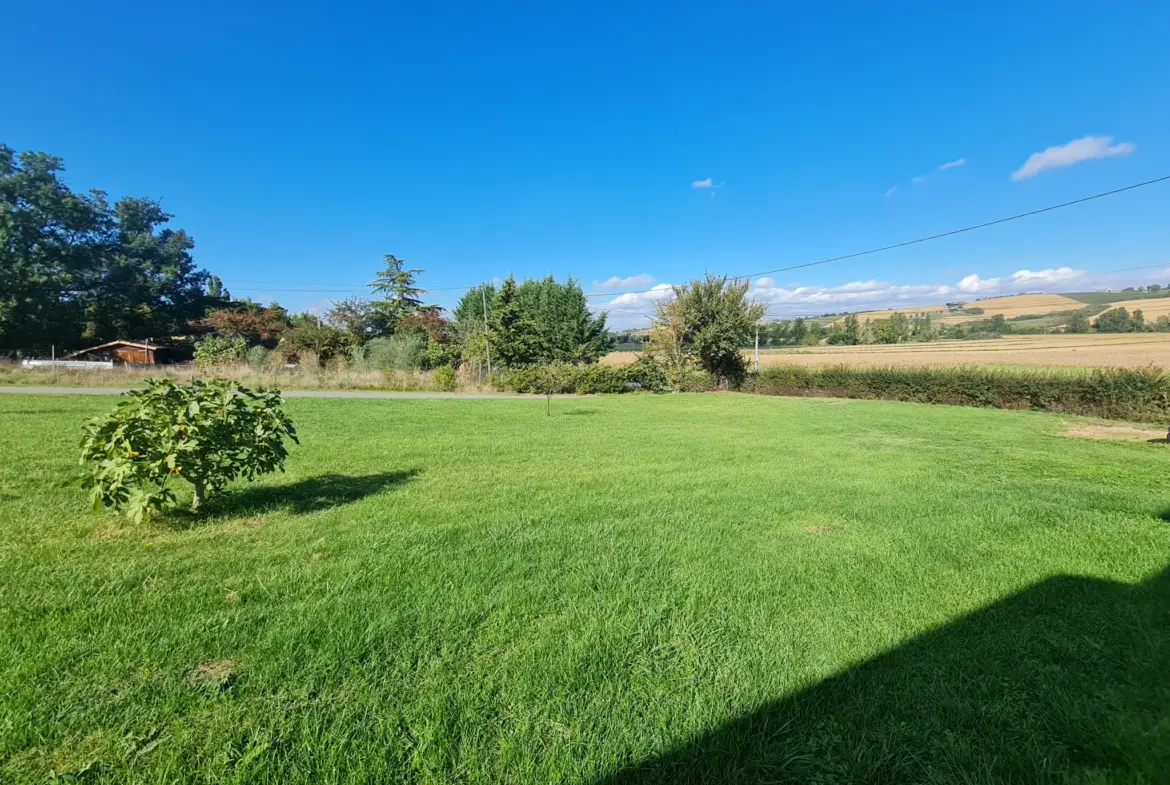 Terrain de 799 m² à vendre à Saint-Sulpice-Sur-Lèze 