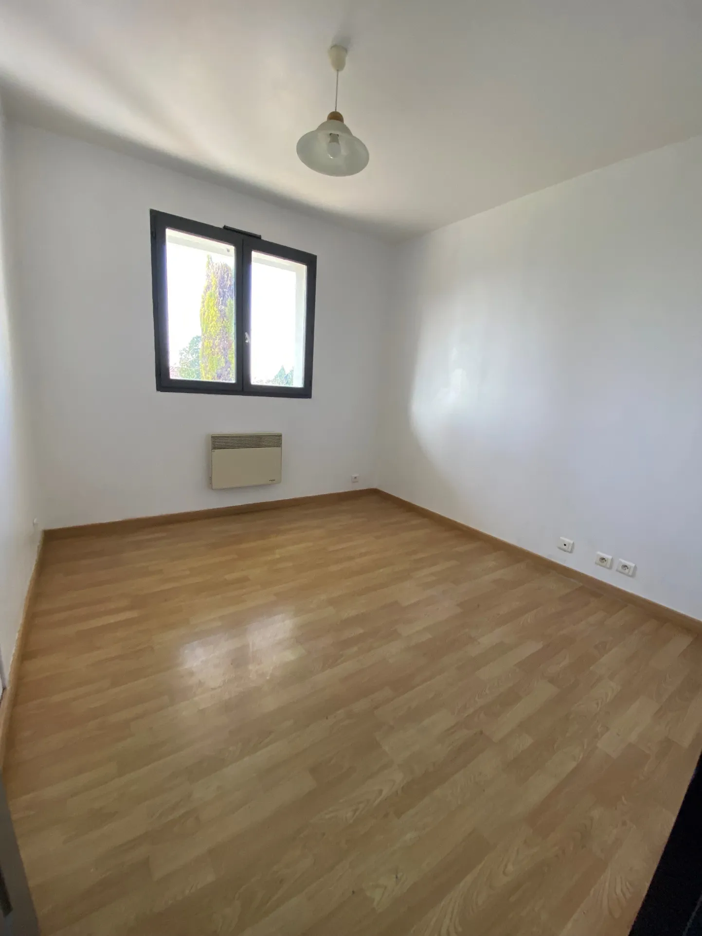 Maison de plain-pied à vendre à Cusset - 190,000 EUR 