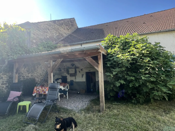 Maison de village à vendre à Vernois sur Mance