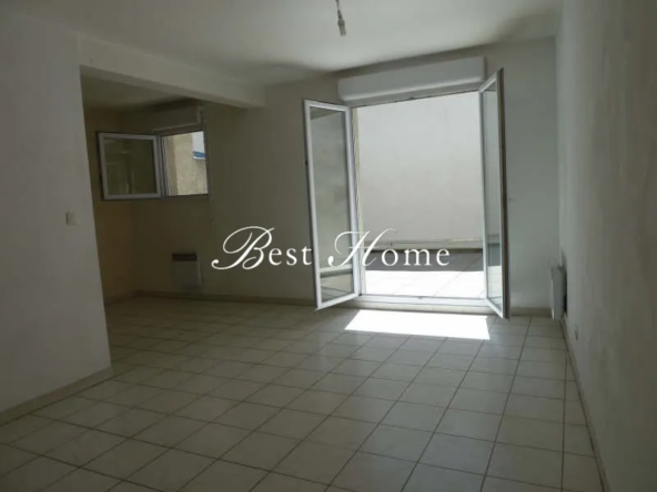 À vendre : Appartement T3 à Nîmes avec patio et parking 