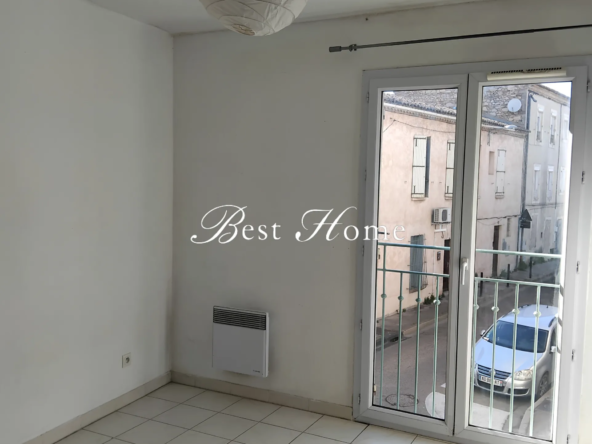 À vendre : Appartement T3 à Nîmes avec patio et parking 