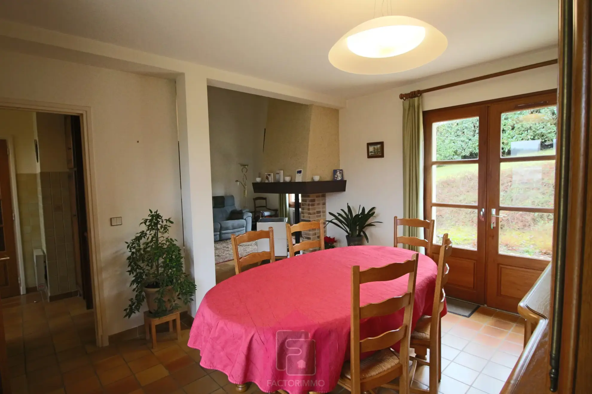 Belle maison d'architecte avec vue imprenable sur Puy l'Évêque 