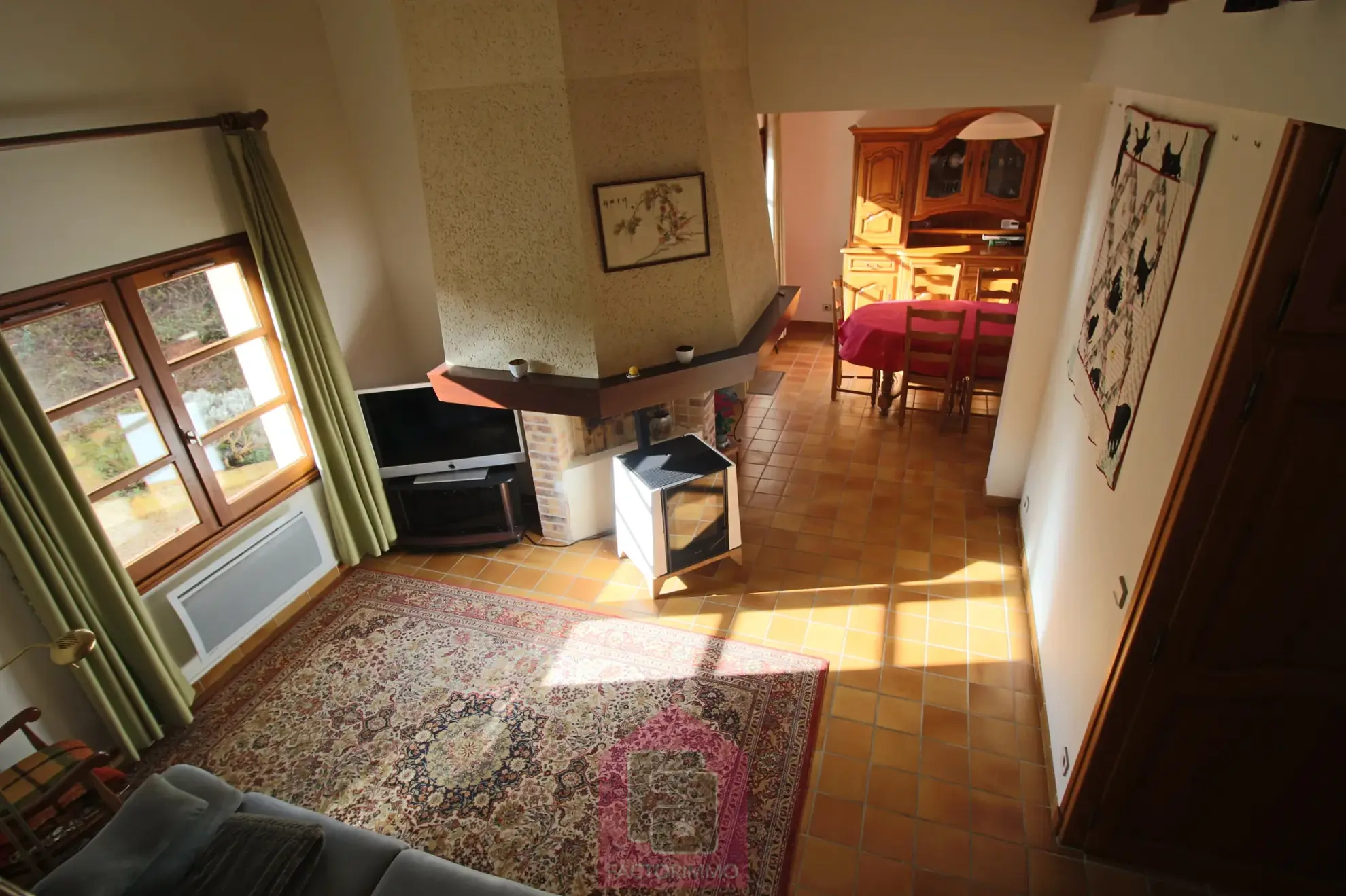 Belle maison d'architecte avec vue imprenable sur Puy l'Évêque 