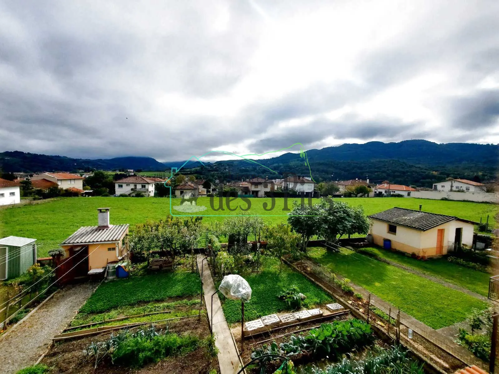 Maison Mitoyenne T4 à Saint-Girons avec Jardin 