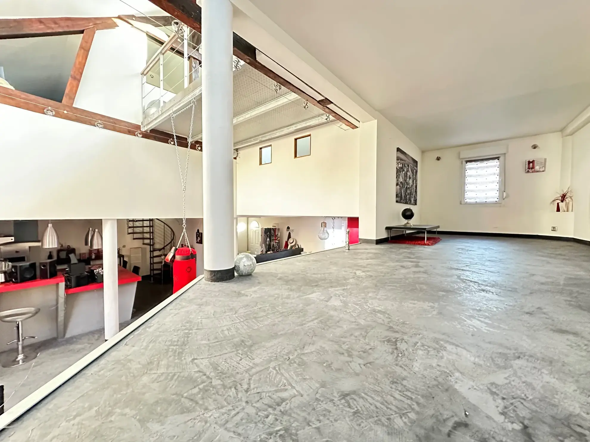 Loft T4 exclusif à vendre à Belfort, calme et spacieux 