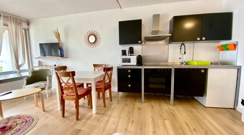 A vendre studio 29 m² avec vue mer à Bandol 