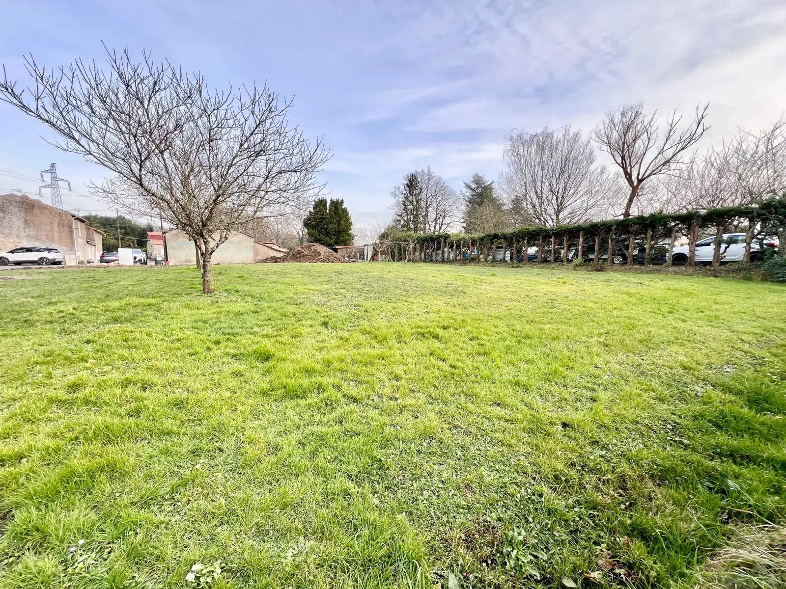 Terrain constructible de 757 m² à vendre au Pallet 