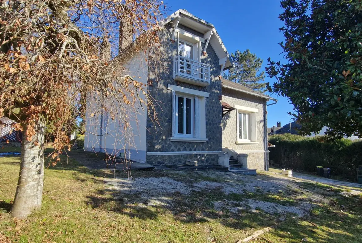 Maison en pierres avec parc de 3000 m² à Lubersac 