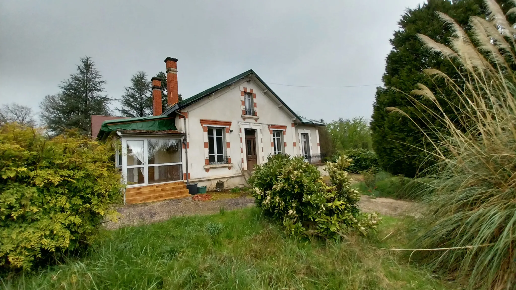 Maison spacieuse avec 4 chambres à Ribérac 