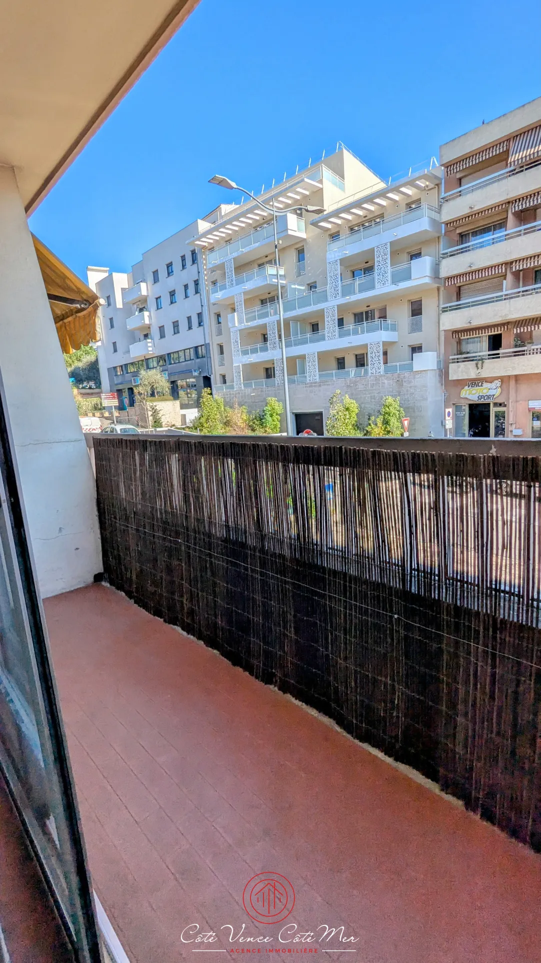 À vendre : Studio de 20 m² à Vence avec cave 