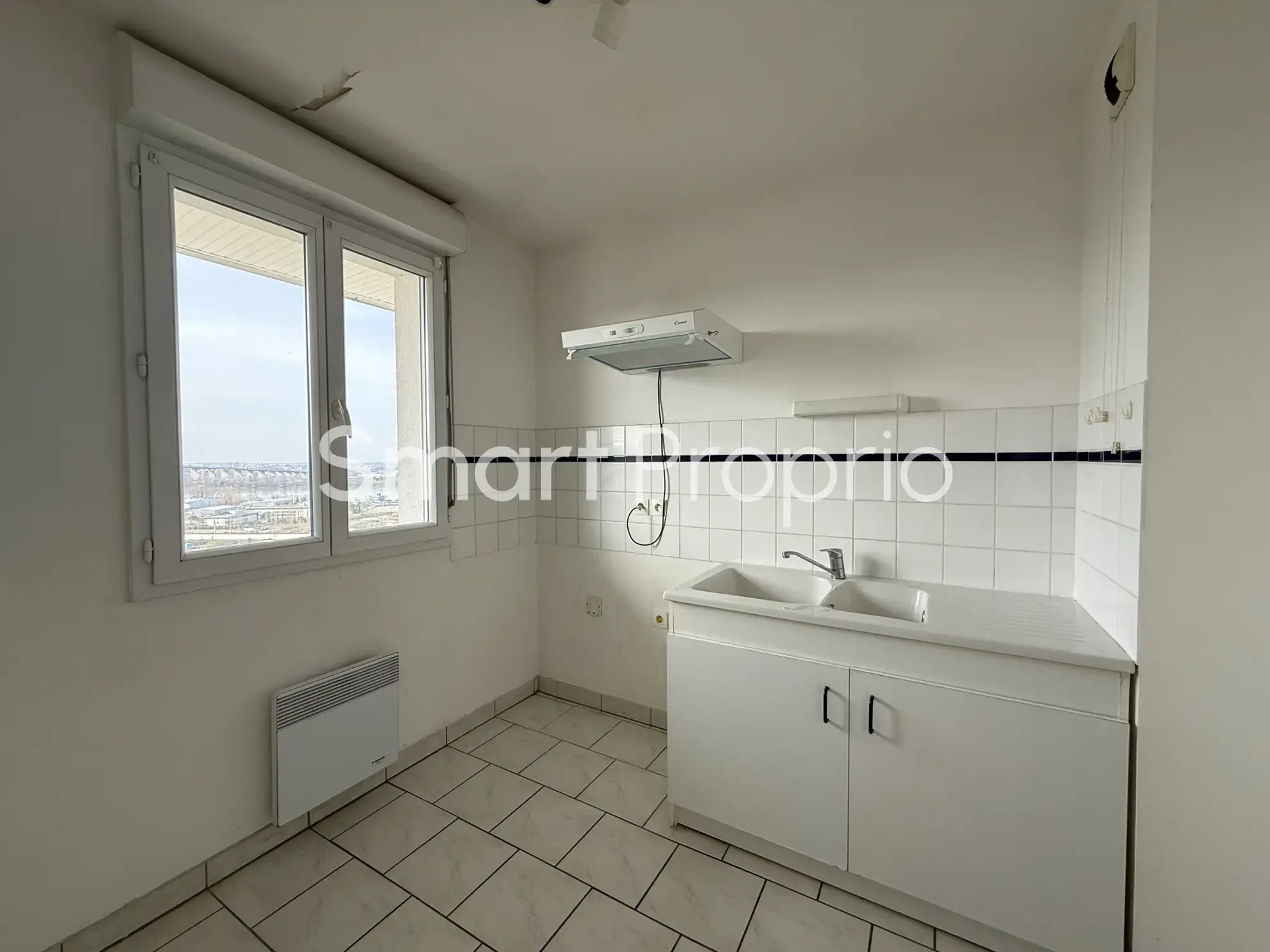 À vendre : Appartement T2 au dernier étage à Lormont 