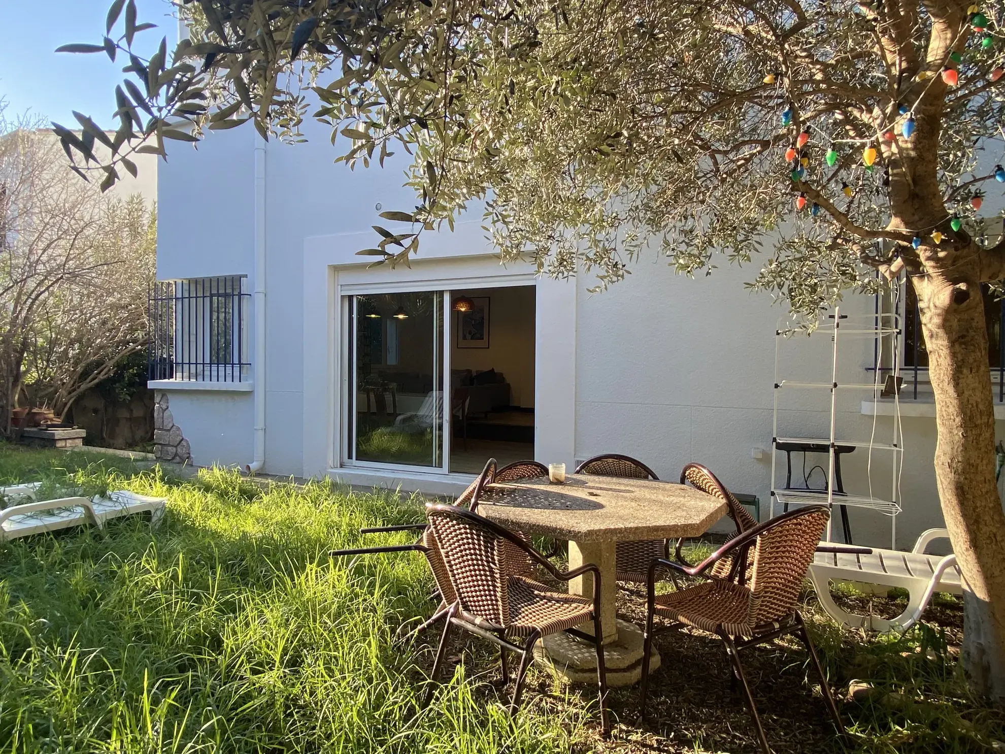 Maison de ville T5 avec jardin et garage à Perpignan 