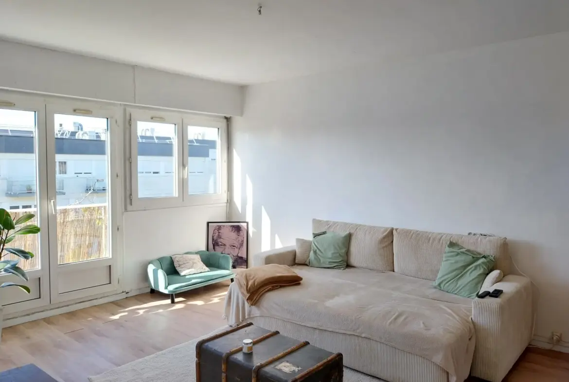 Appartement F3 lumineux avec balcon à Cognac 