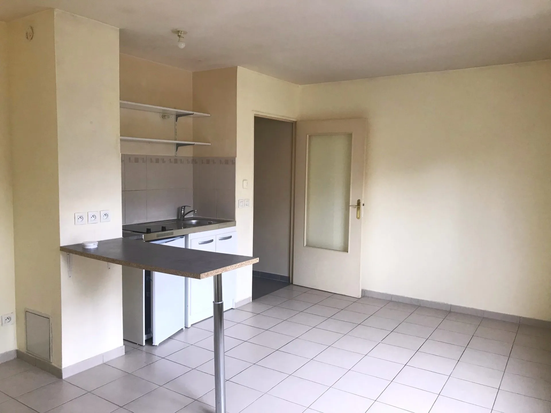 Grand studio à vendre à Vigneux-sur-Seine - Idéal investisseur ! 