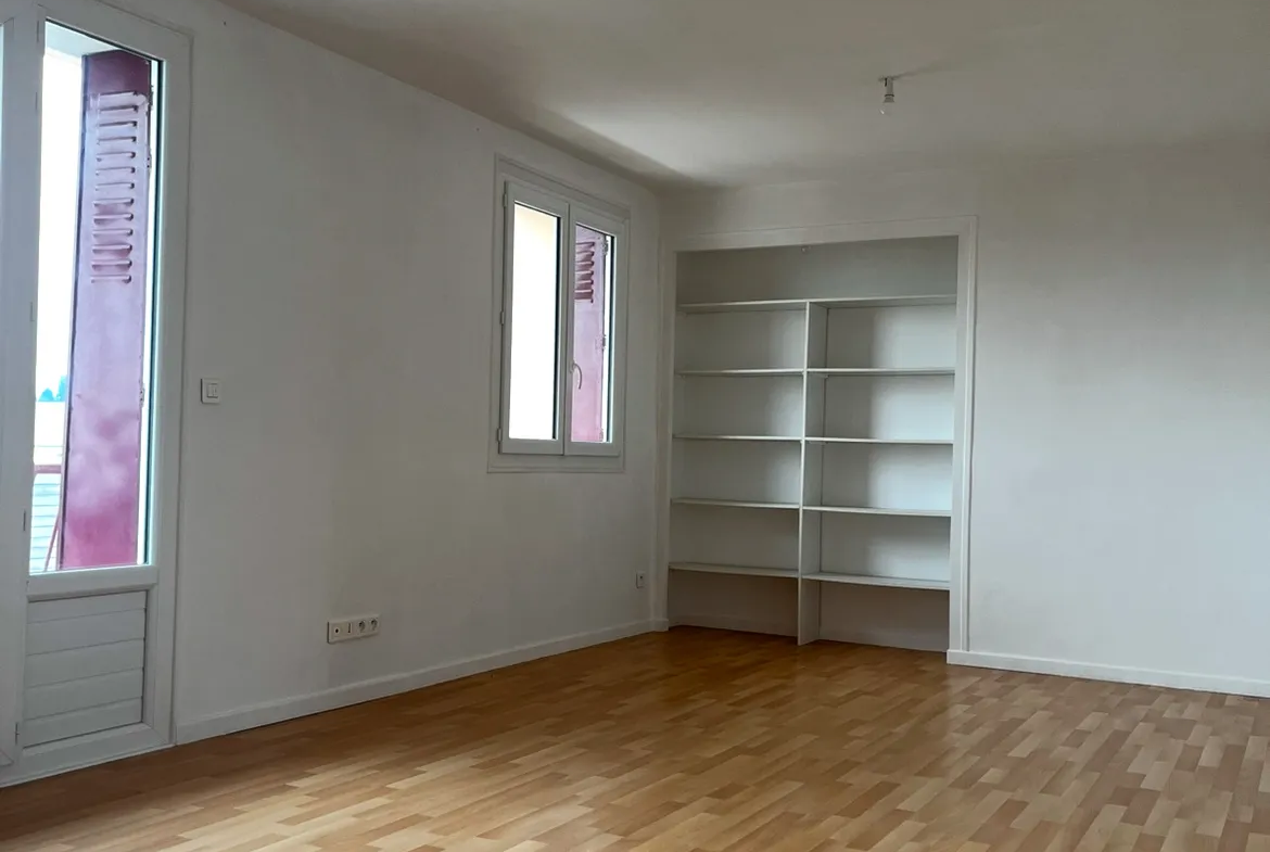 Appartement T3 au 4ème et dernier étage à Villefranche sur Saône 