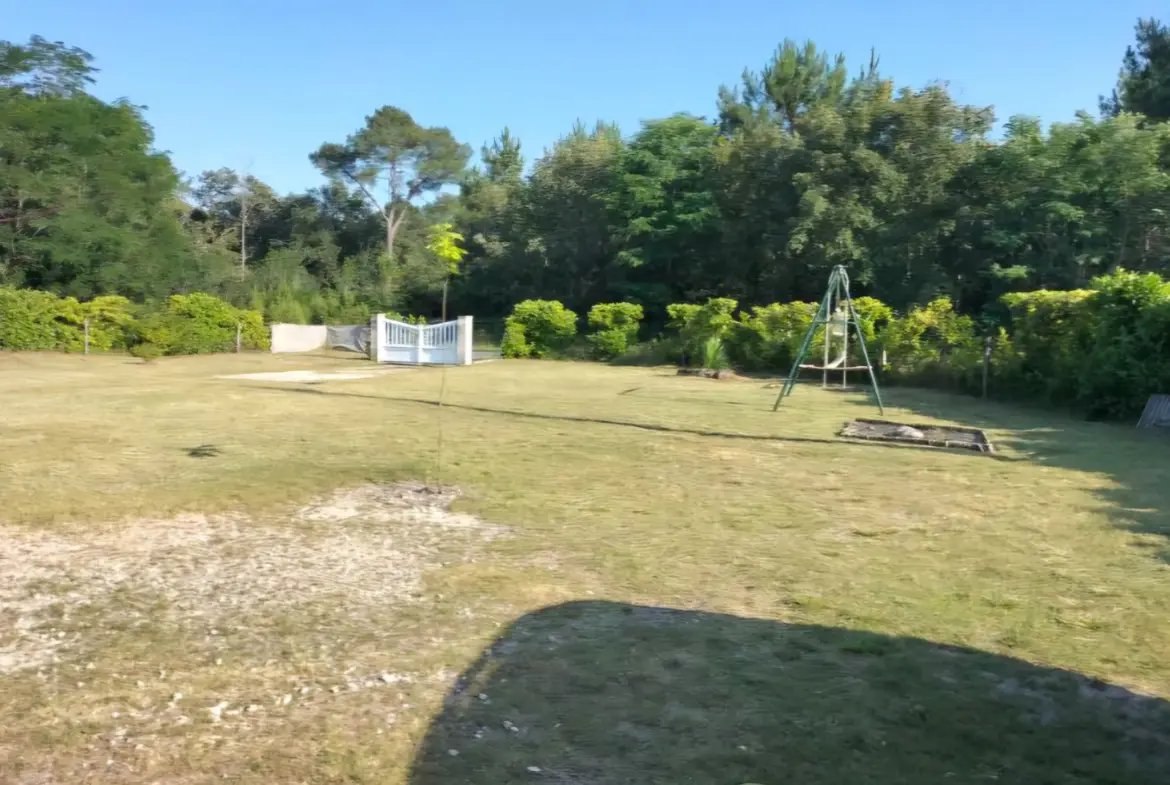 Maison de plain-pied rénovée à Bazas - 125 m² avec jardin 