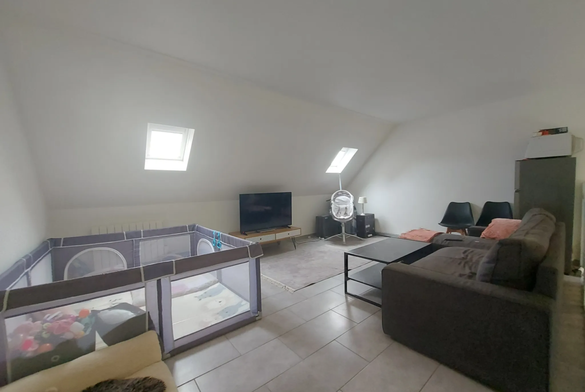 À vendre : Appartement 4 pièces avec balcon à Mantes-La-Ville 