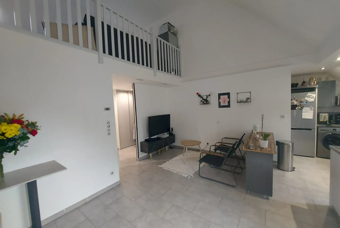 À vendre : Appartement 4 pièces au centre-ville de Mantes-La-Ville 