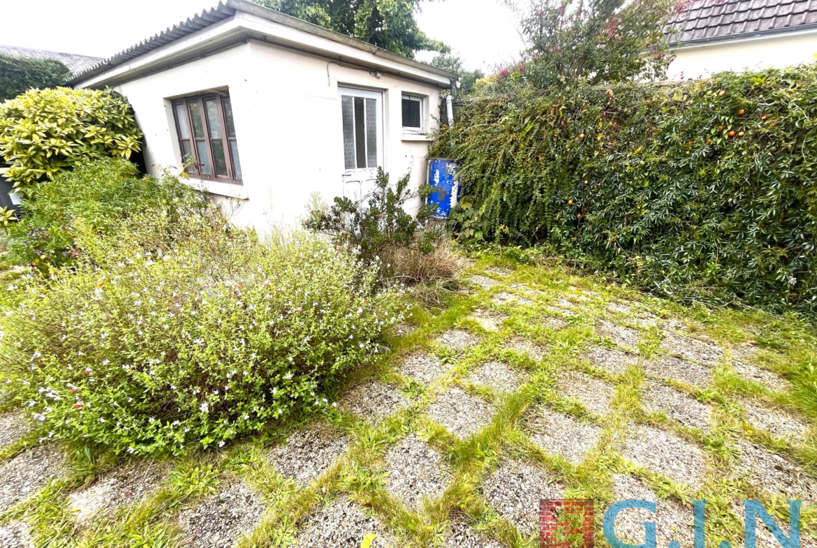 Maison à rénover de plain-pied à Cleon - 64m² 