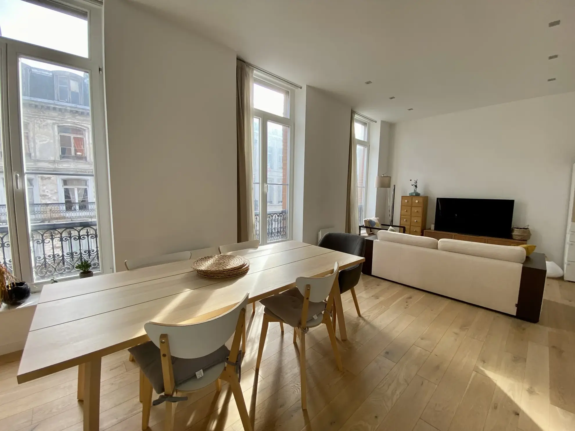 Vente d'un Appartement de 2 Chambres à Lille République 