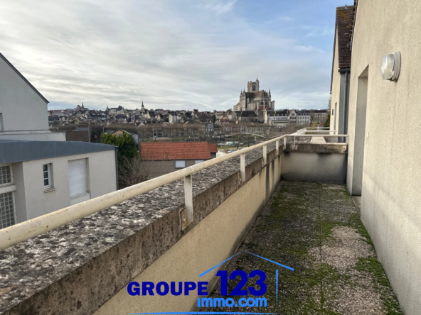 Duplex de 106 m2 à vendre à Auxerre avec box et vue imprenable