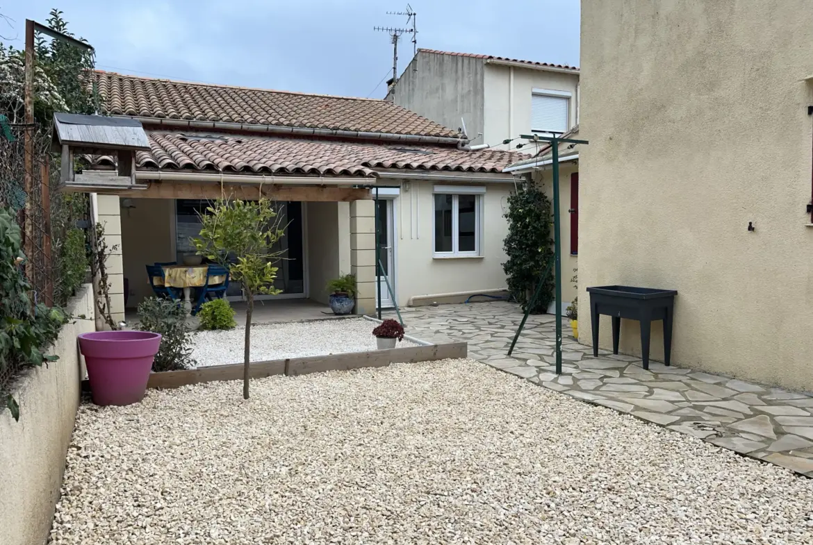 Maison rénovée de 95 m² à Lezignan-Corbieres avec jardin et garage 