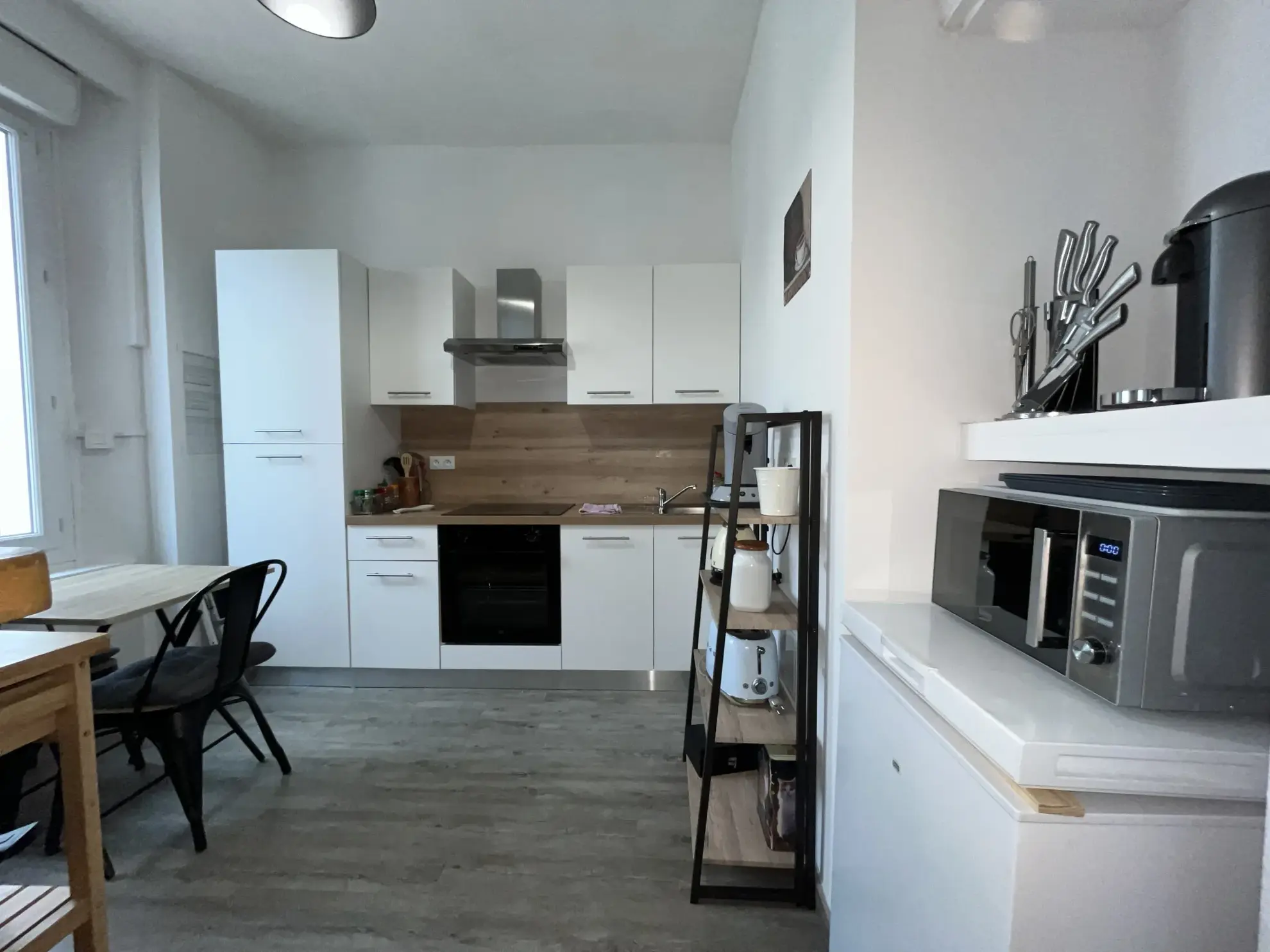 Maison rénovée de 95 m² à Lezignan-Corbieres avec jardin et garage 