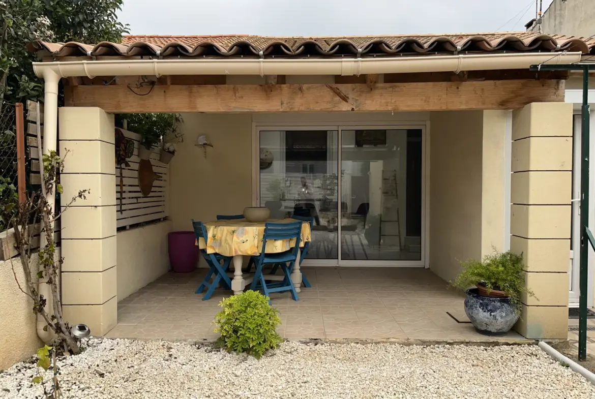 Maison rénovée de 95 m² à Lezignan-Corbieres avec jardin et garage 