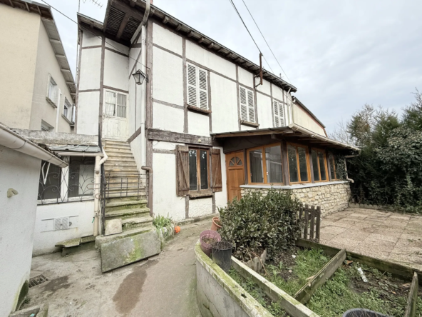 Maison à fort potentiel à vendre à Vierzon