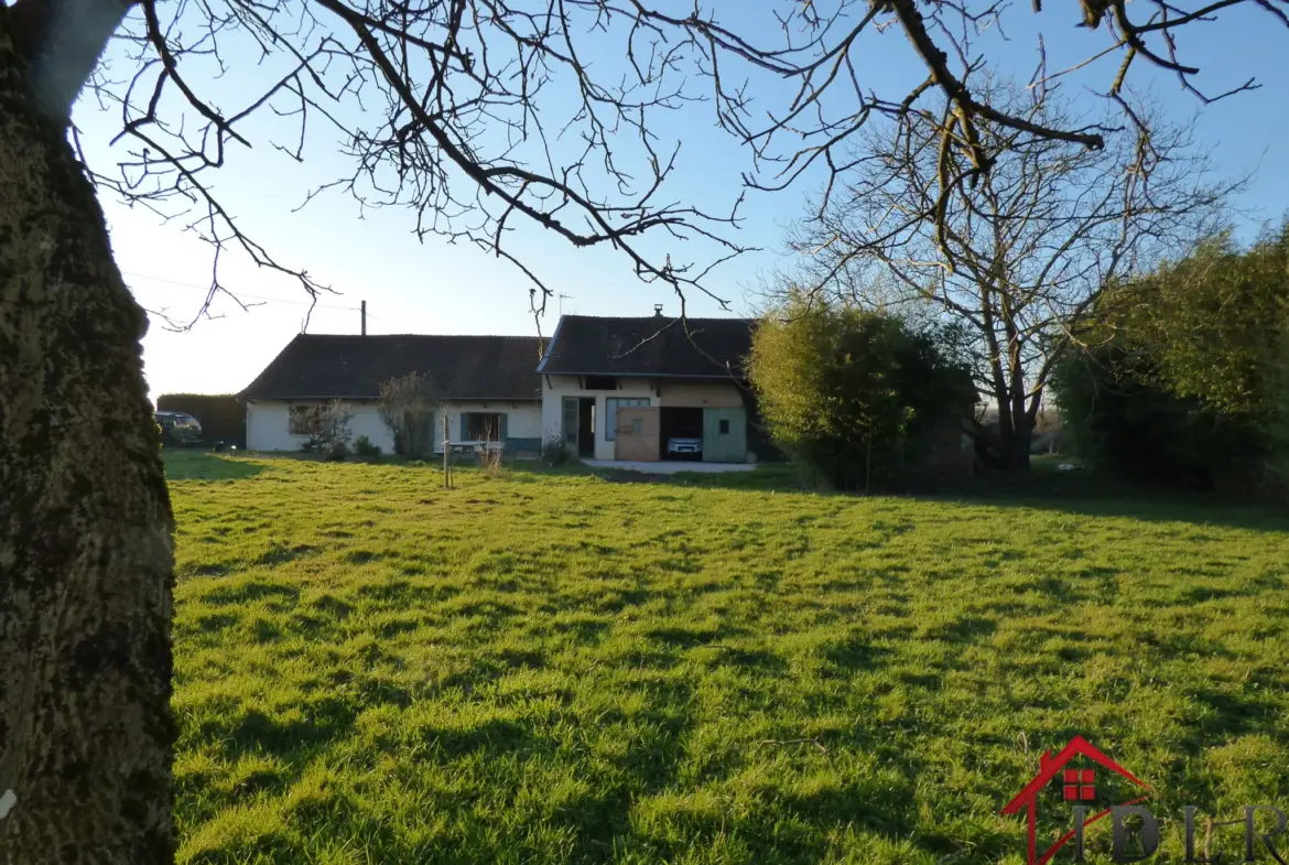 Maison indépendante avec dépendances à Pierre de Bresse 