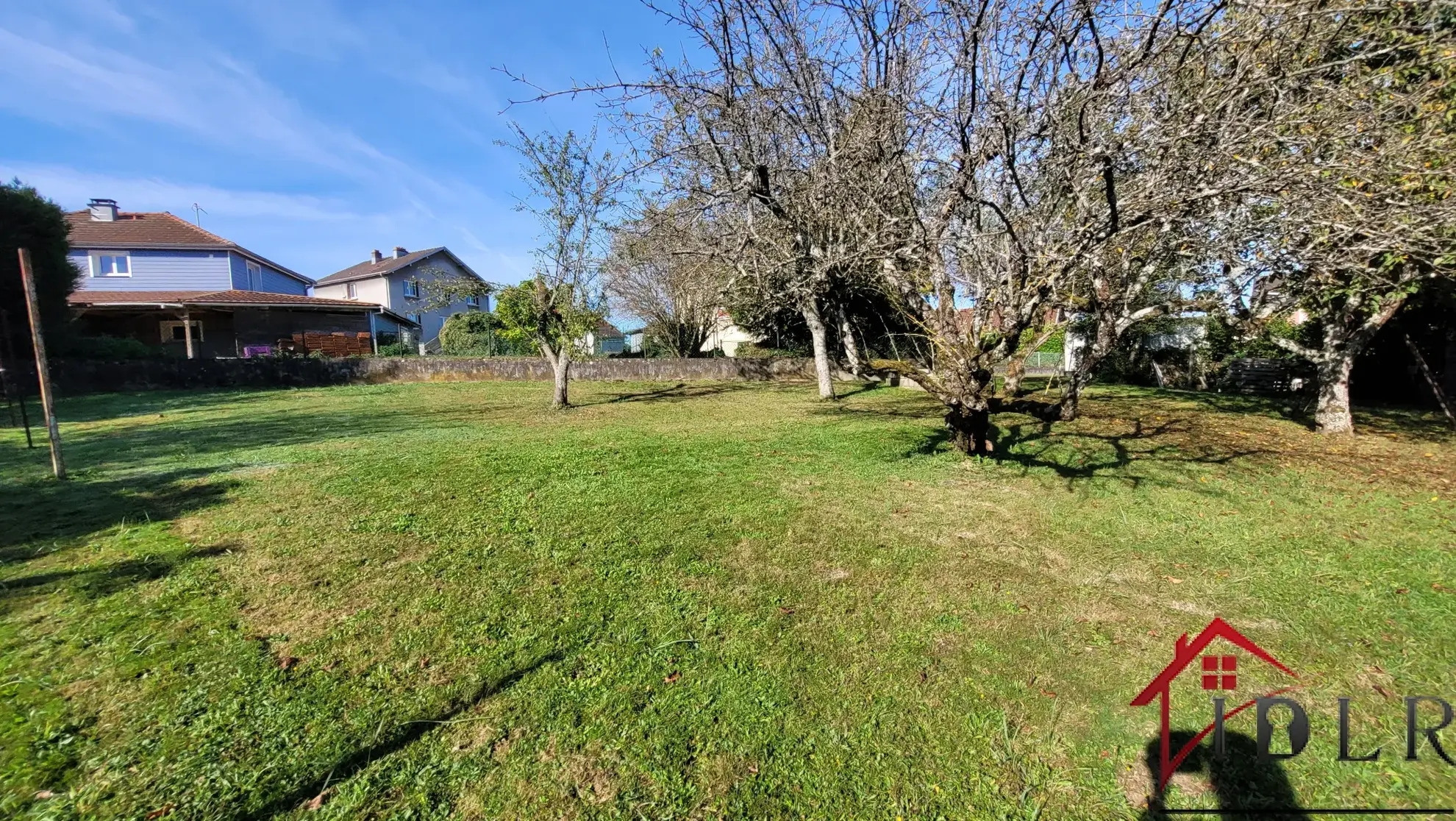 Terrain à bâtir de 711 m² à vendre à L'Isle-sur-le-Doubs 