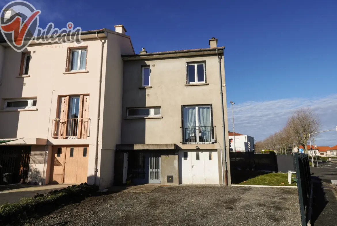 Maison de ville lumineuse avec 3 chambres et jardin à LEMPDES 