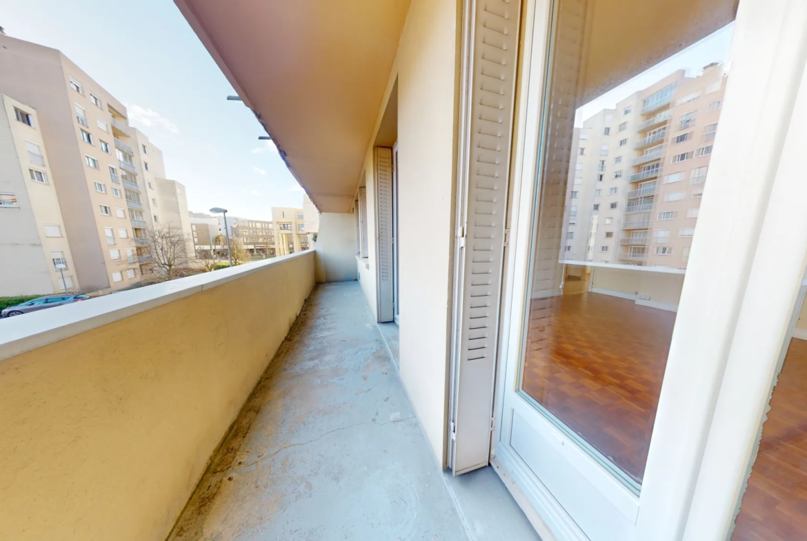 Appartement lumineux T3 à Dijon avec balcon et garage 