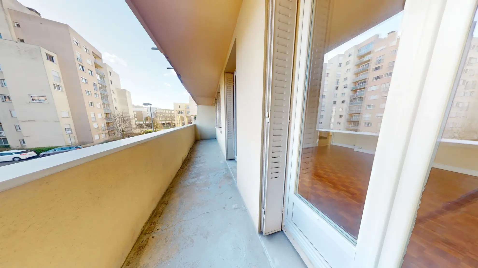 Appartement lumineux T3 à Dijon avec balcon et garage 