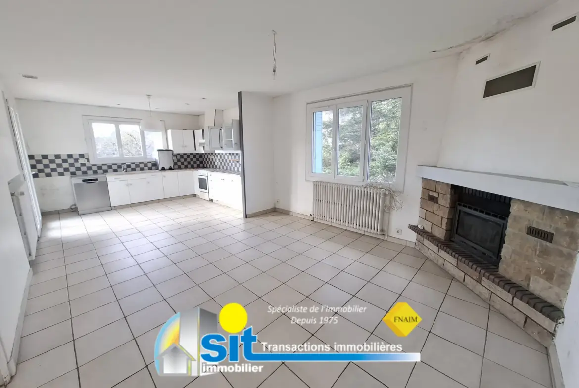 Maison spacieuse avec studio à Vernioz - 147 m² à vendre 