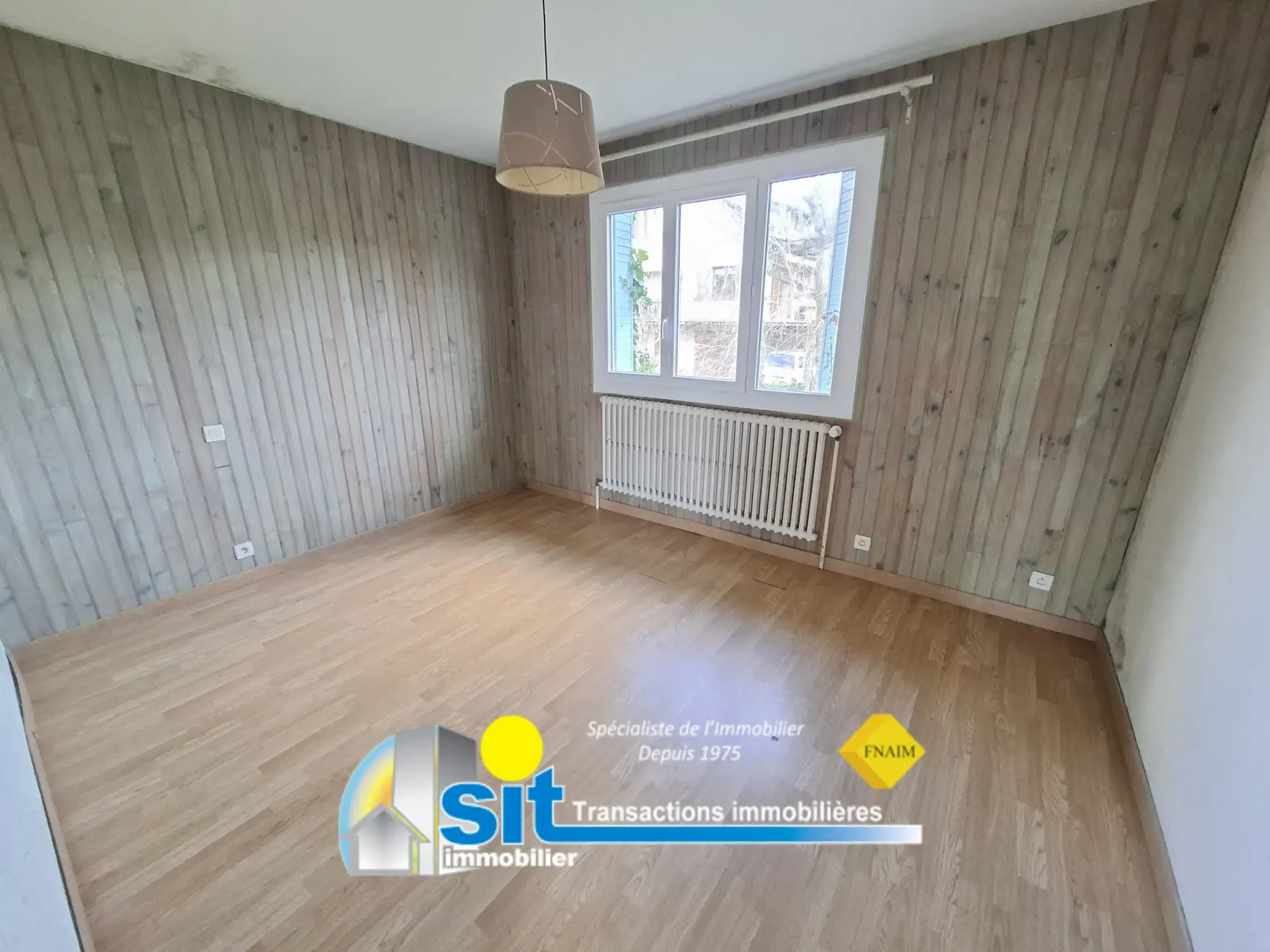 Maison spacieuse avec studio à Vernioz - 147 m² à vendre 