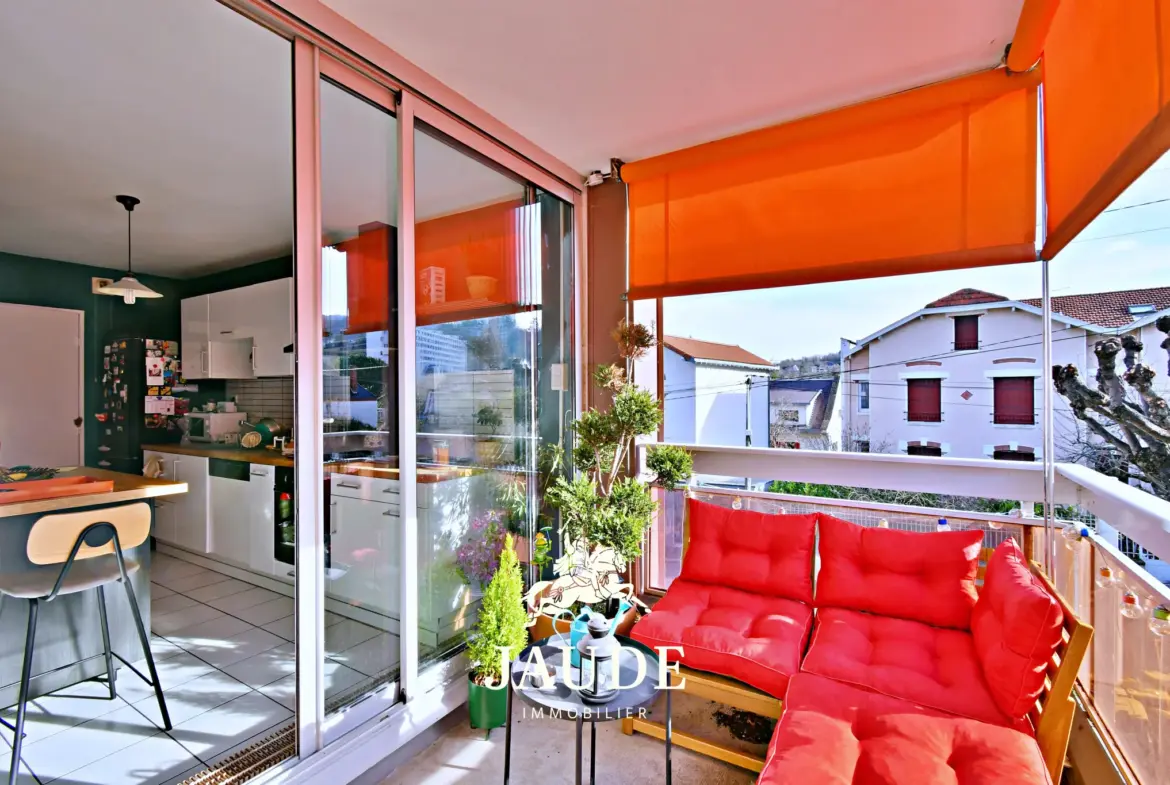 F3/4 de 82 m² avec TERRASSE et GARAGE à Chamalières 