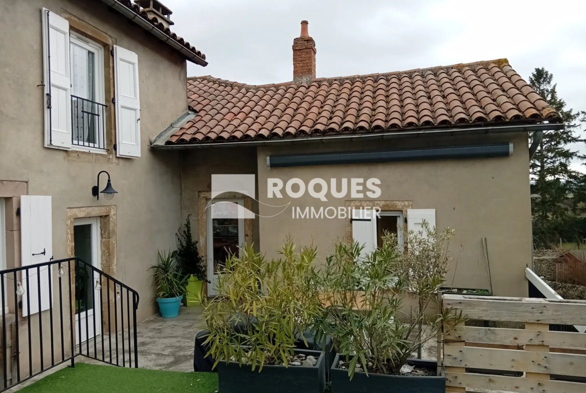 Maison familiale avec terrasse proche de Millau 