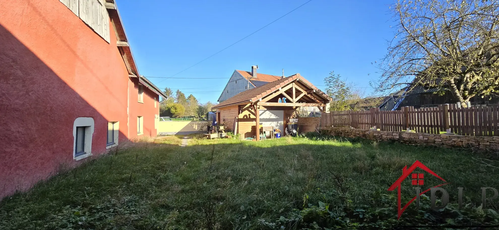 Maison de Village Rénovée de 191 m² à Baume-les-Dames 