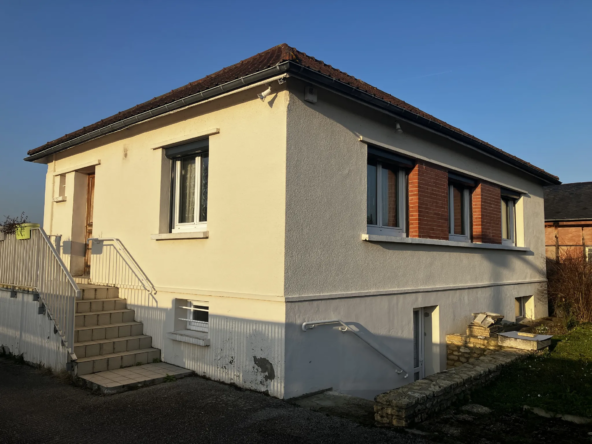 Maison traditionnelle à Pacy sur Eure - 3 chambres - 117 m²