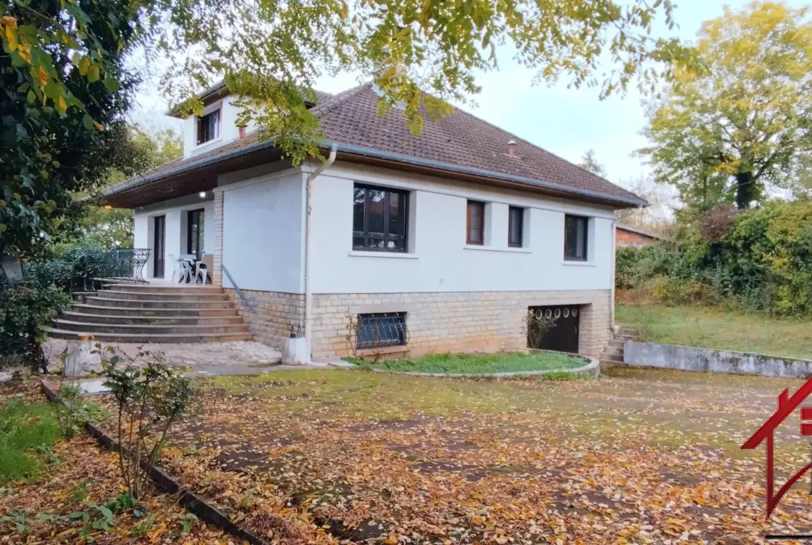 Pavillon spacieux de 175 m² avec 5 chambres à Chaumont 