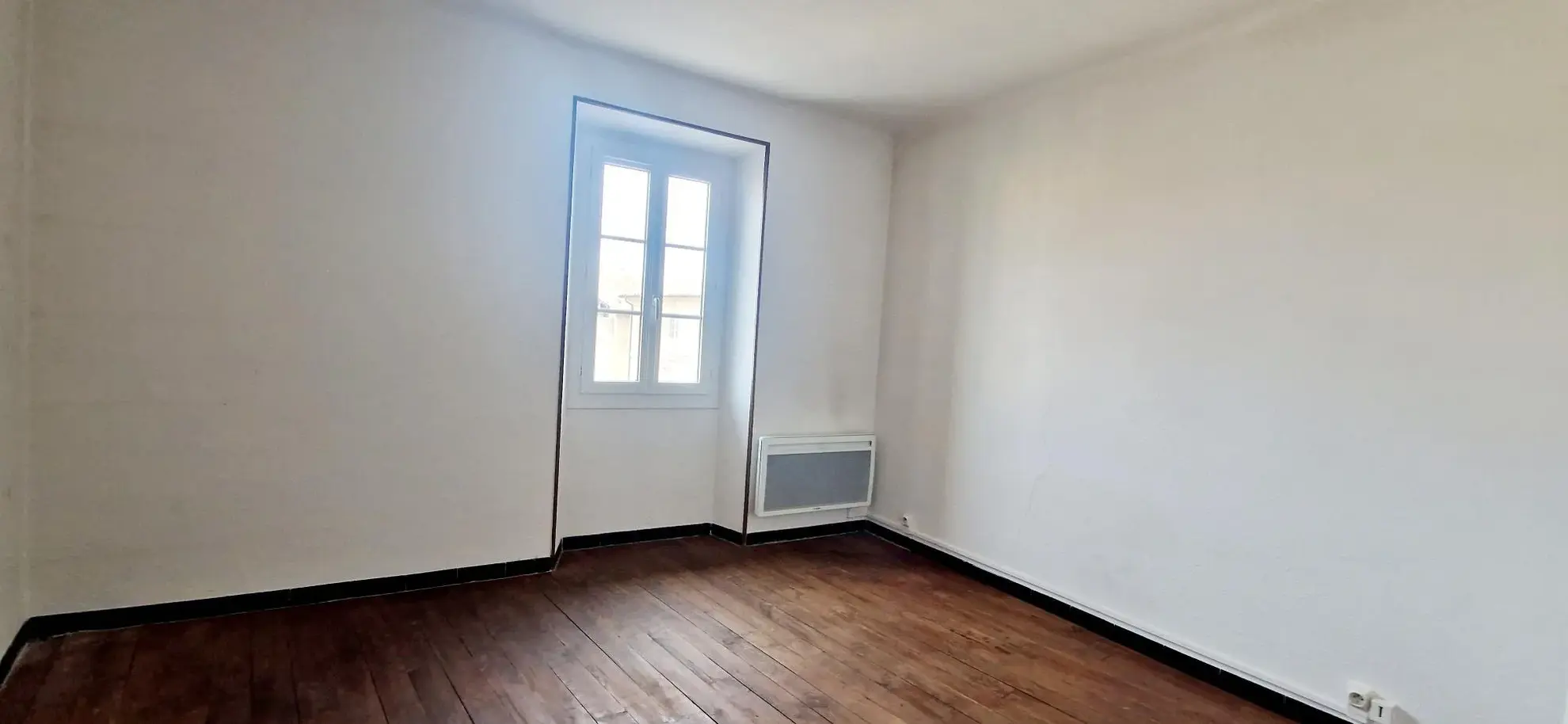 Maison à vendre à Bollène pour 71 000 € 