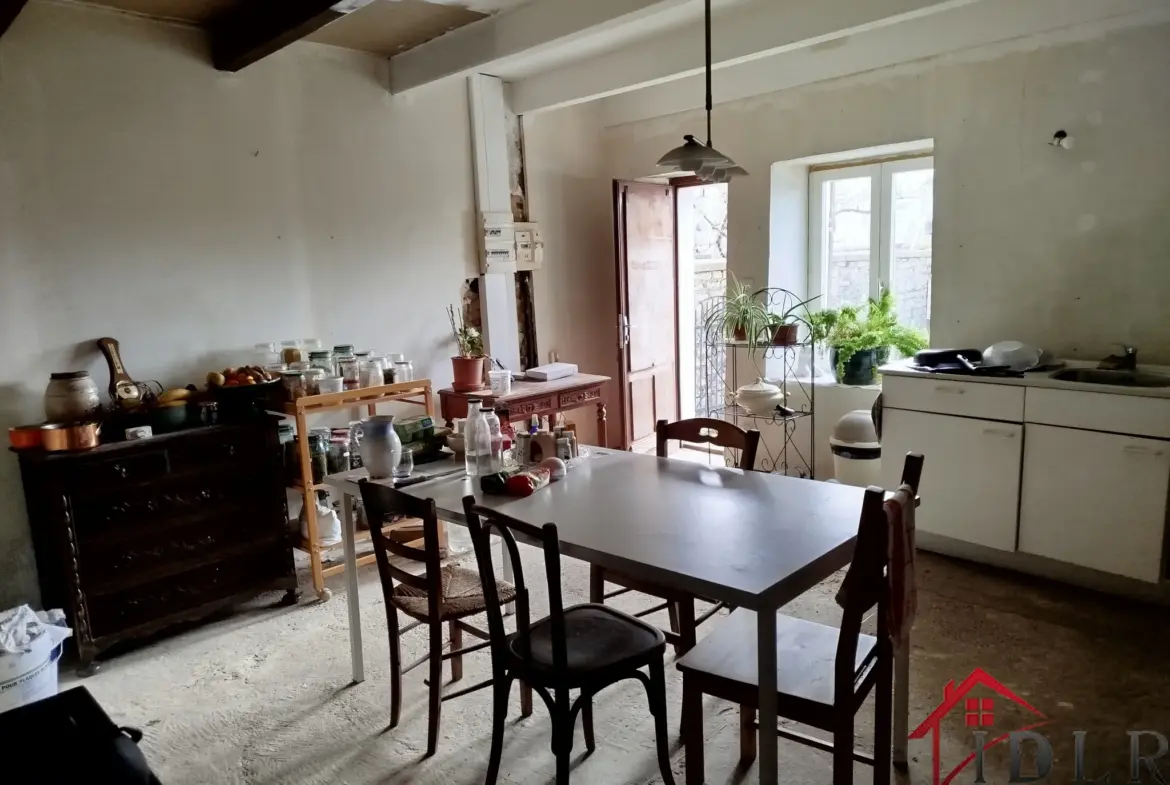 Maison en Pierre de 71 m² à Chalindrey 