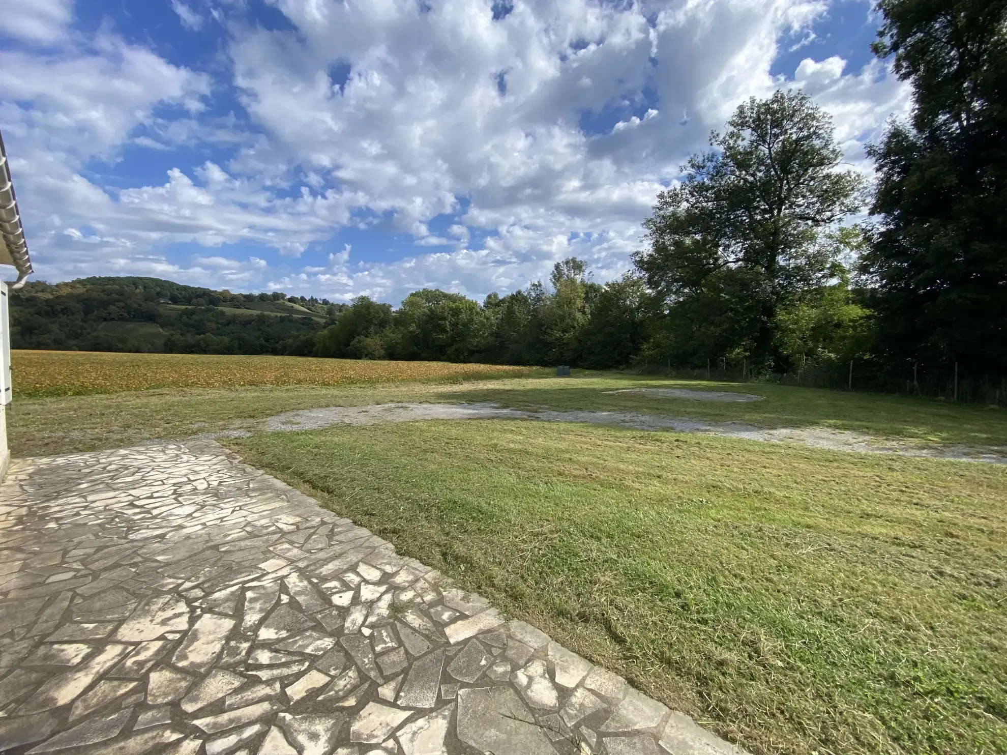 A vendre : Maison T3/4 de 75 m² à Monein avec garage et grand terrain 