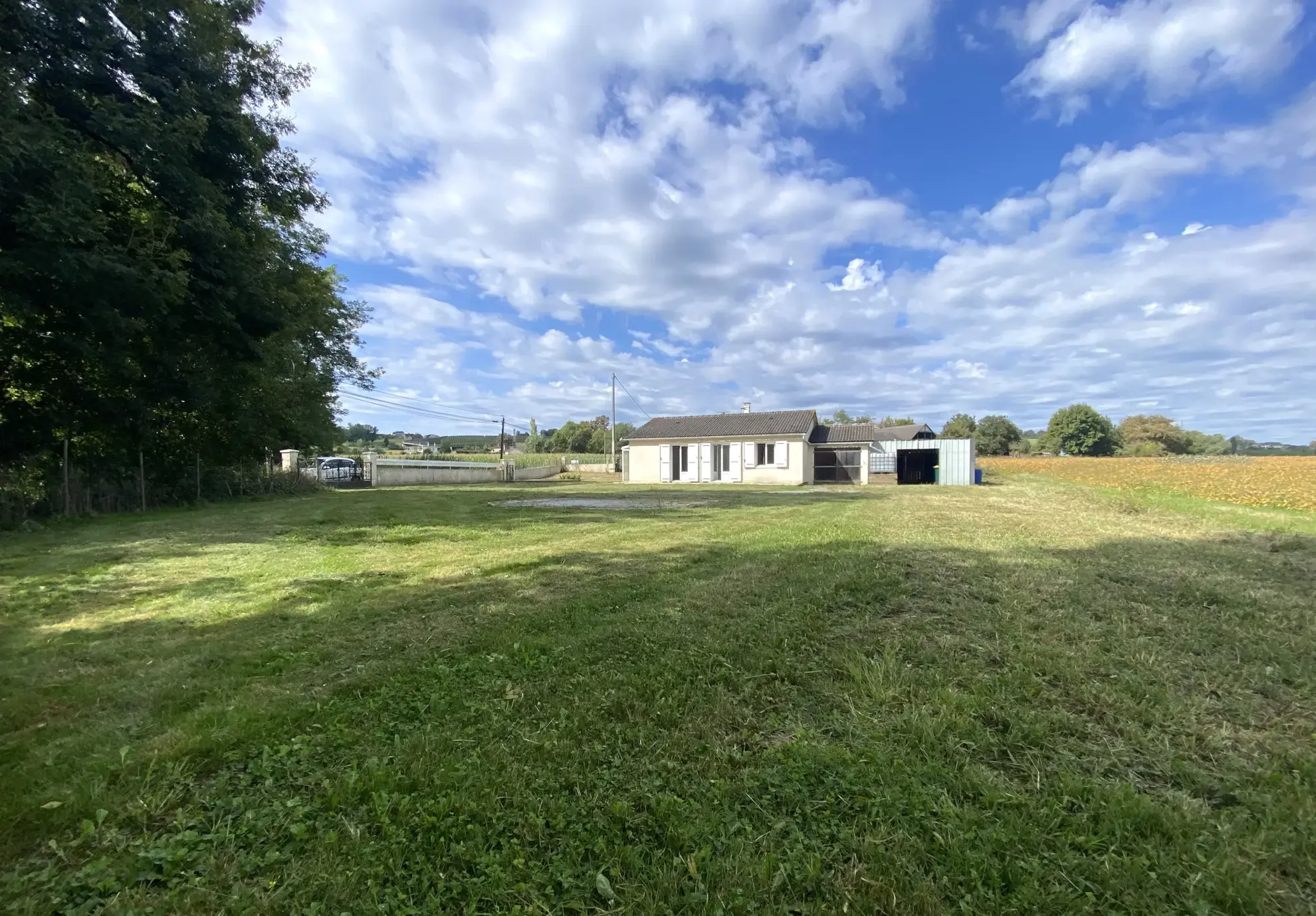 A vendre : Maison T3/4 de 75 m² à Monein avec garage et grand terrain 