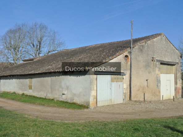 Grange en pierre à réhabiliter à Ste Bazeille